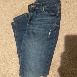 Mid rise skinny ankle jeans